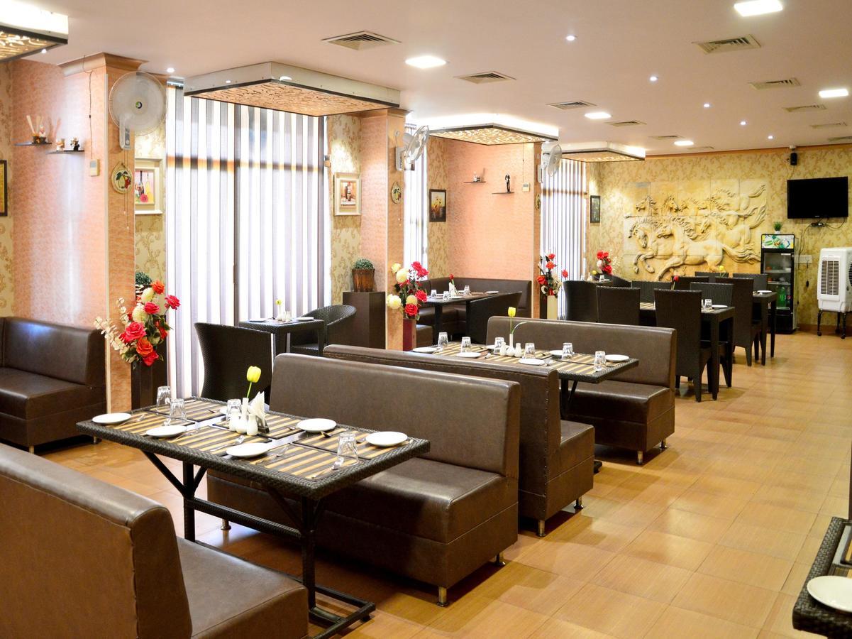 Oyo 6012 Hotel Rockwell Jaipur Eksteriør bilde