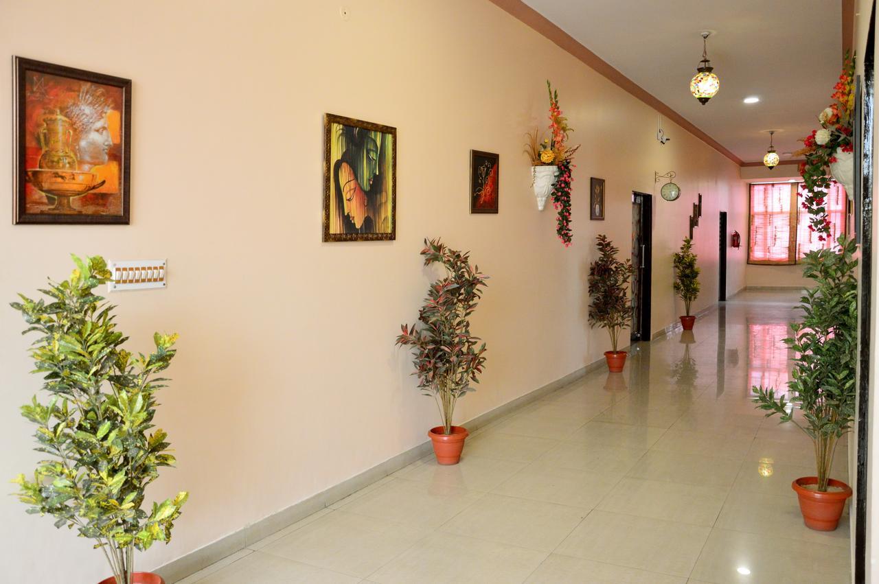 Oyo 6012 Hotel Rockwell Jaipur Eksteriør bilde